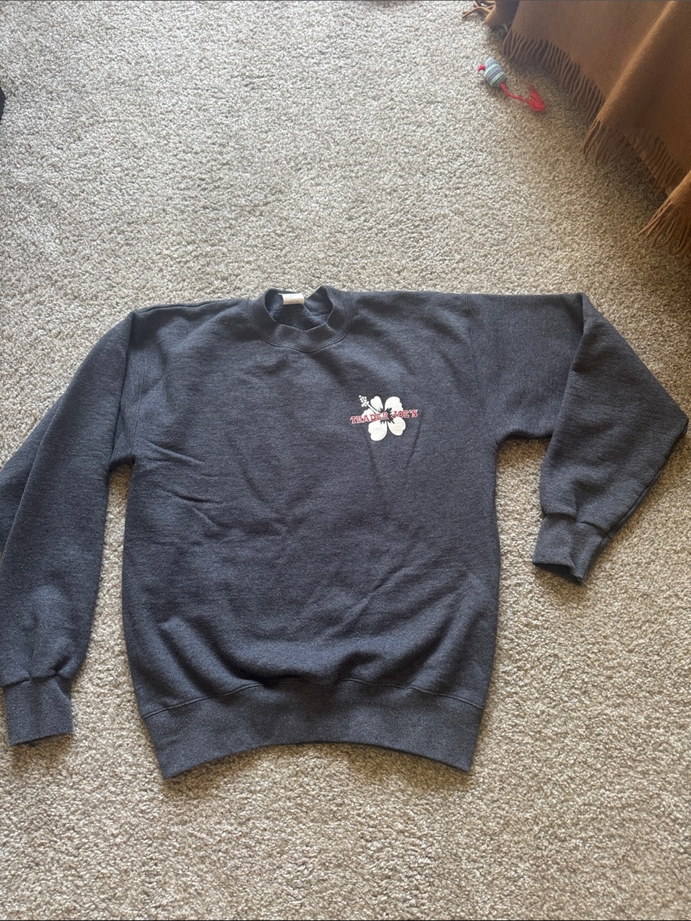 Trader Joe’s Charcoal Hibiscus Crewneck Sweatshirt Small